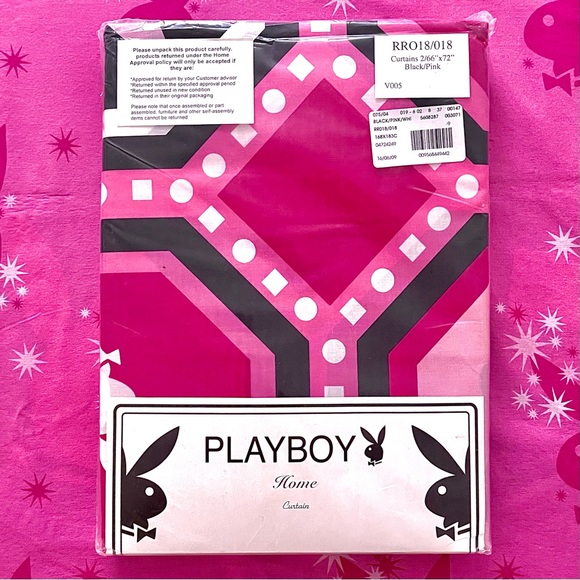 SOLD Playboy Window Curtains 🐰💞🖤 - Picture 3 of 4